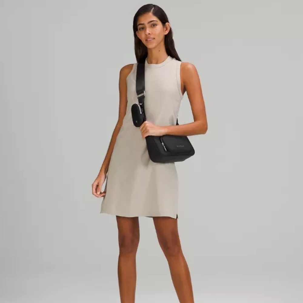 Lululemon Crossbody with Nano Pouch 2L